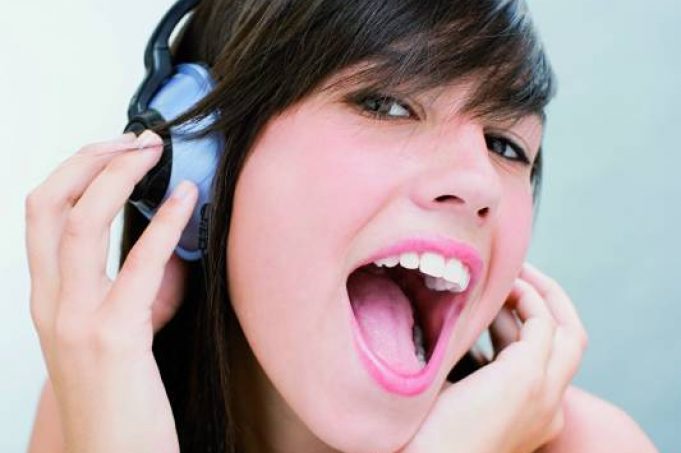 Will upcoming wisdom teeth ruin my children’s straightened teeth?